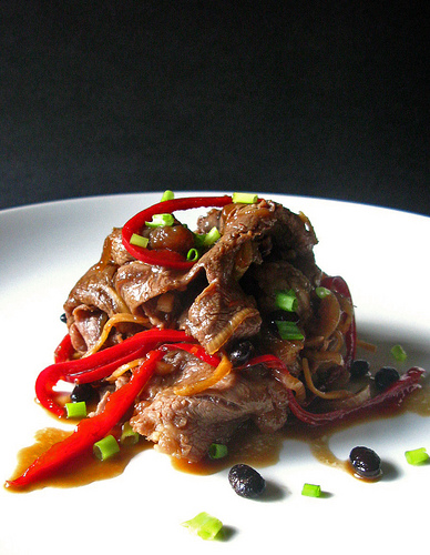 Table Recipe: Stir-Fried Beef with Black Beans and Chili Sauce