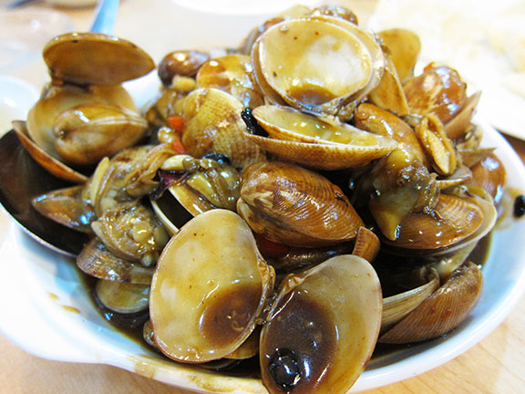 tausi-clams